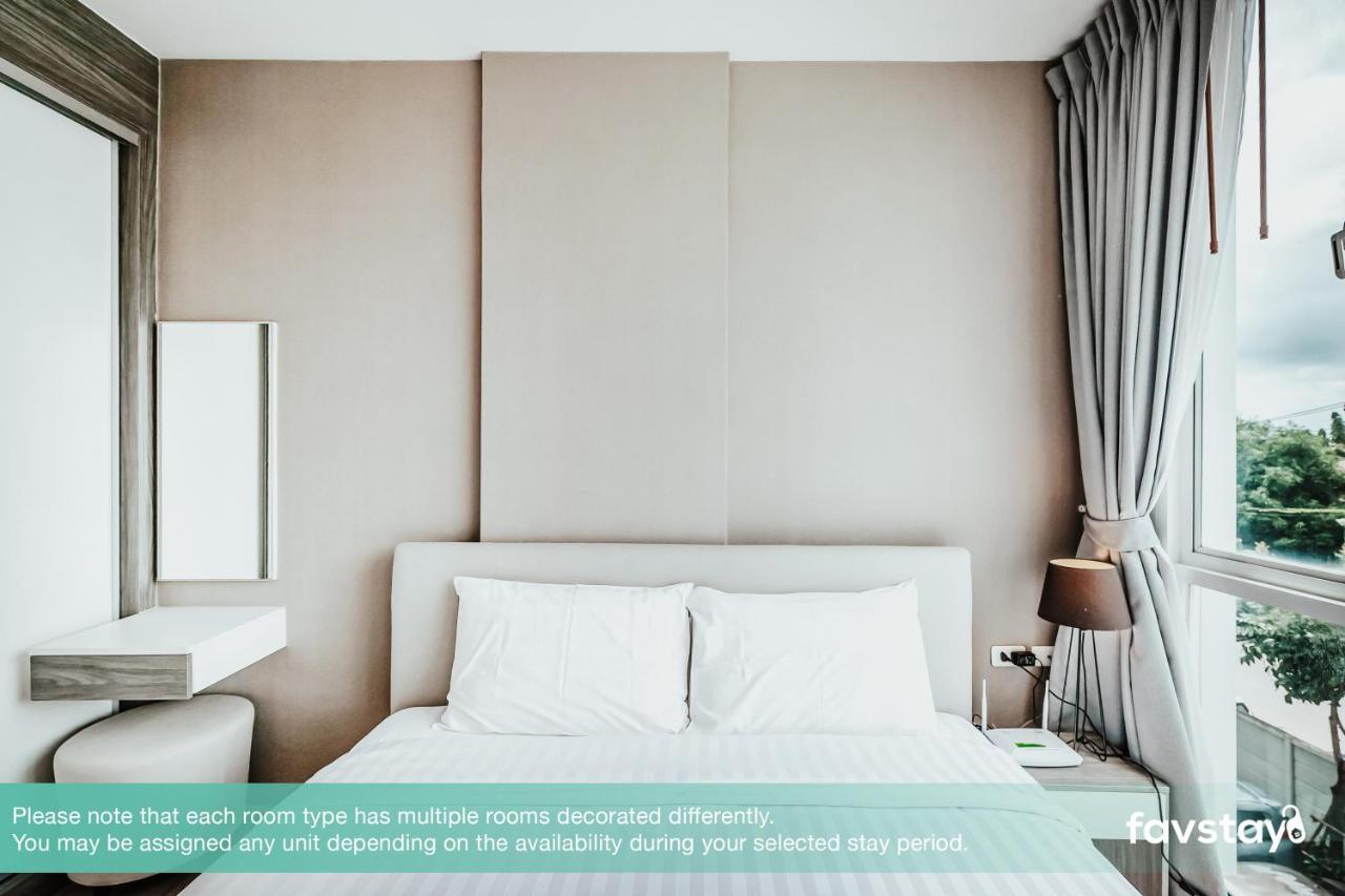 Favstay - The Base Downtown Phuket Exterior foto